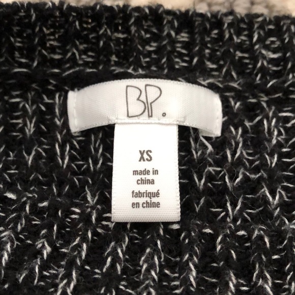 BP black with white sweater - Picture 3 of 3